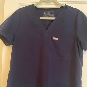 Figs scrub top